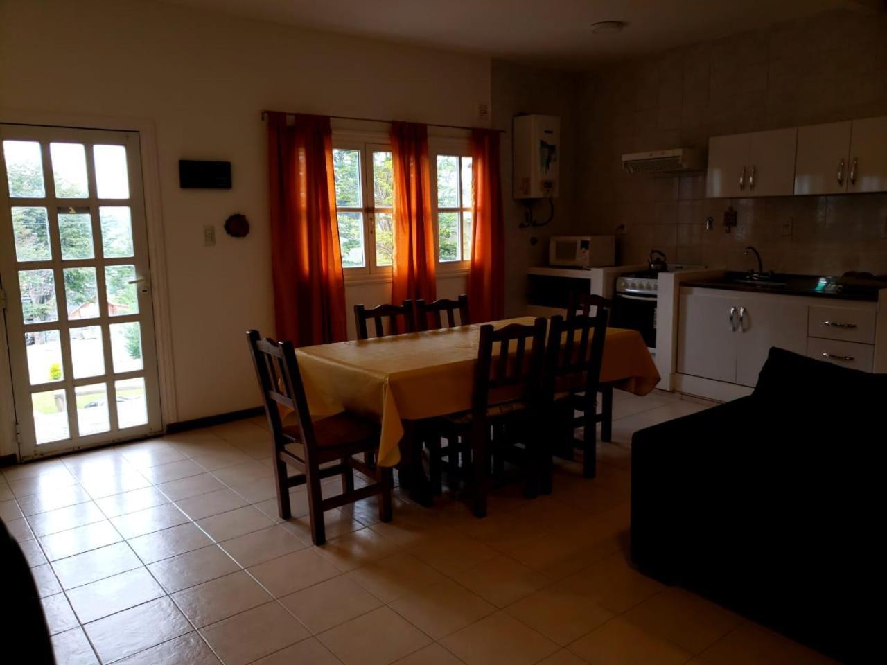 Departamentos Del Bosque Apartment Ушуая Екстериор снимка